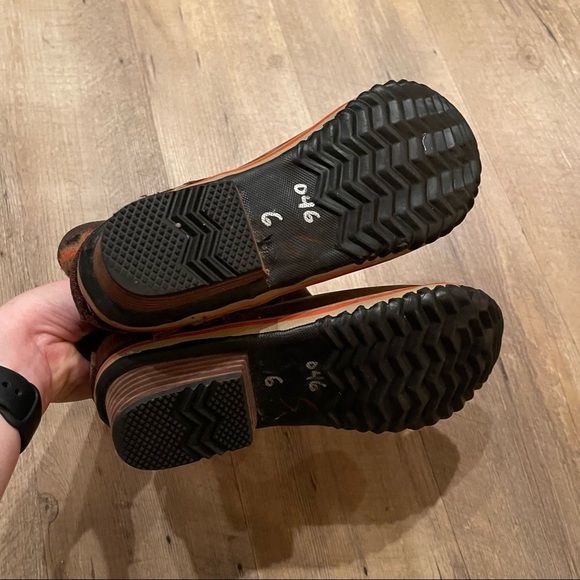 Sorel Slimshortie Boot: Tobacco Bonfire - Picture 7 of 11